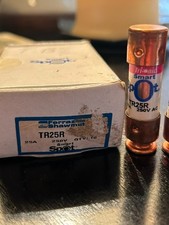Box of 10 Ferraz Shawmut TR25R Smart Spot Tri-Onic Fuses picture