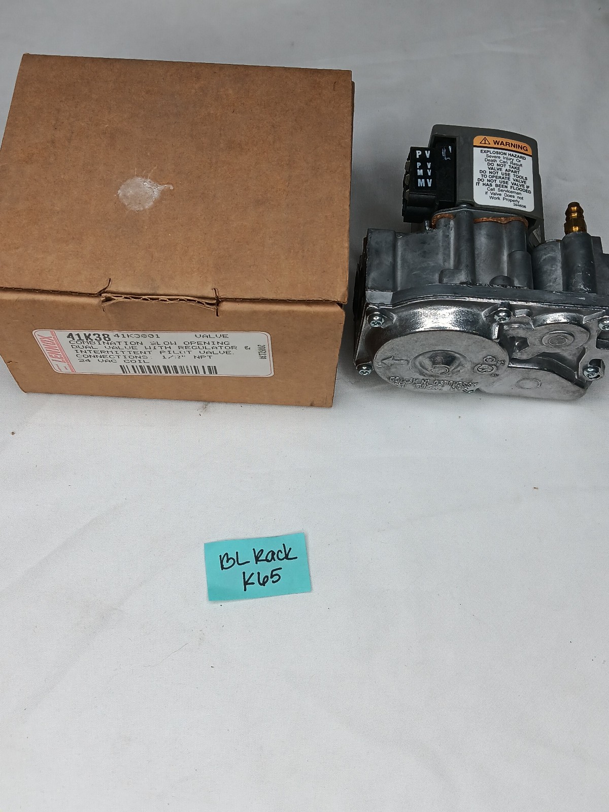 Lennox 41K38 Gas Valve VR8204H2301 Honeywell