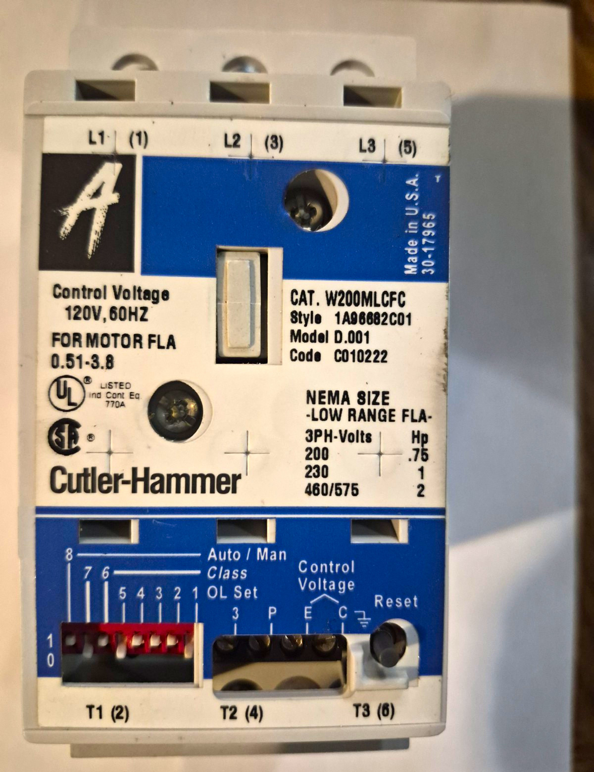 Cutler-Hammer Non-Reversing Starter W200MLCFC 120V 60Hz Control Voltage Cutler-Hammer Non-Reversing Starter W200MLCFC 120V 60Hz Control Voltage