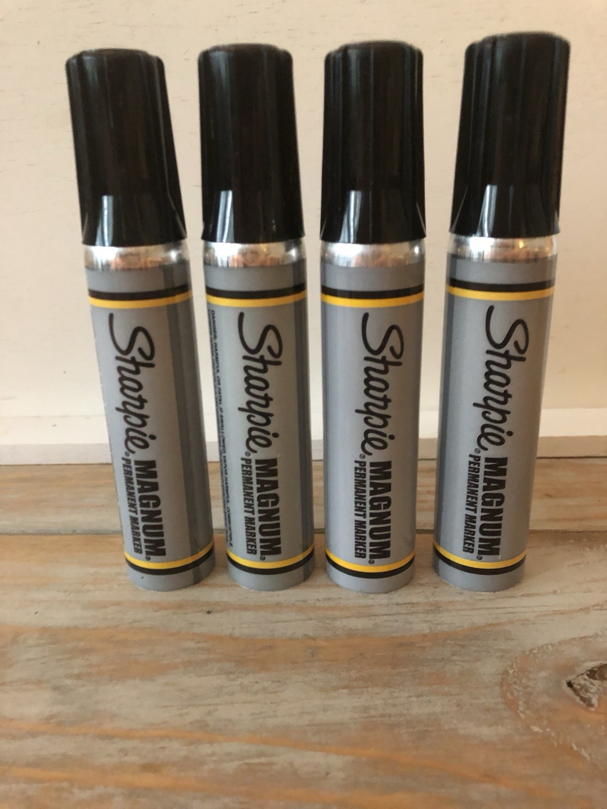 NOS VINTAGE MAGNUM SHARPIE MARKER - Black NOS VINTAGE MAGNUM SHARPIE MARKER - Black