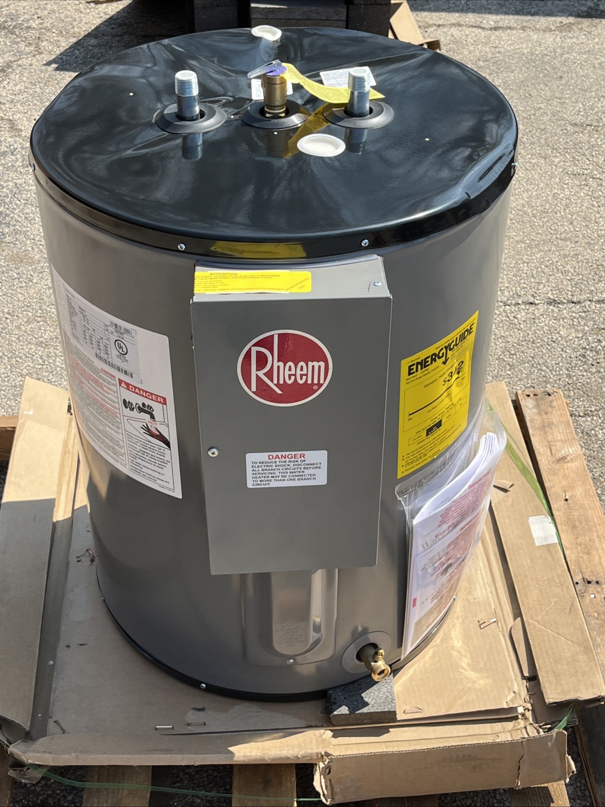 Rheem ELDS30-FTB 28 Gal Tank Capacity 240v 6000w Electric Water Heater Rheem ELDS30-FTB 28 Gal Tank Capacity 240v 6000w Electric Water Heater