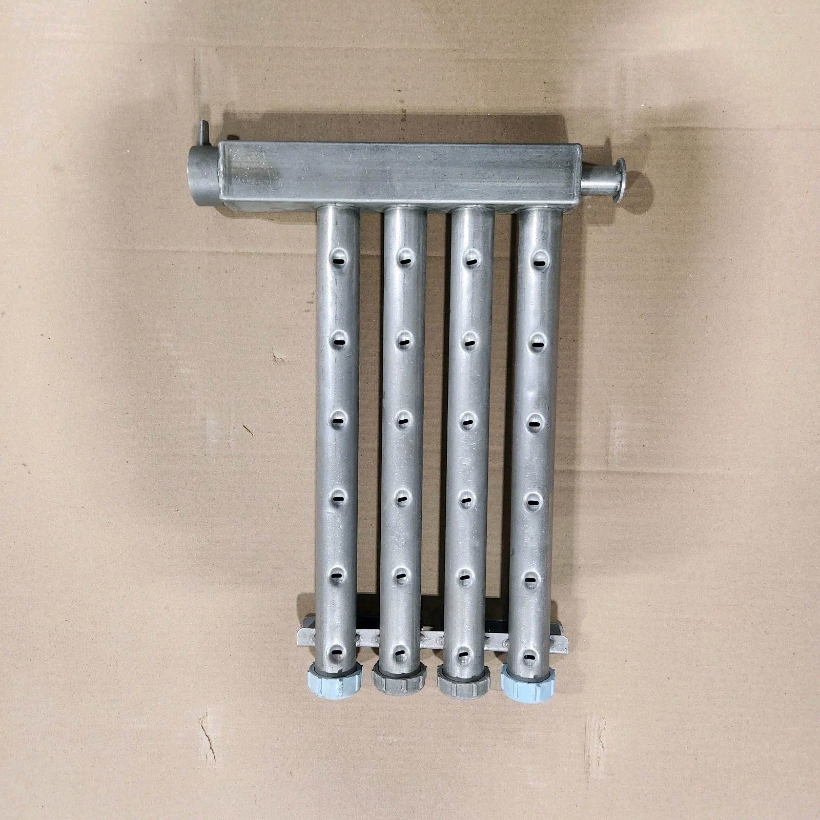 Hobart CL44e Commercial Dishwasher Conveyor Lower Wash Arm 935994 Left To Right Hobart CL44e Commercial Dishwasher Conveyor Lower Wash Arm 935994 Left To Right