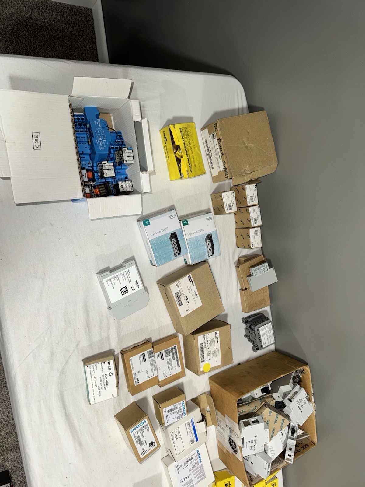 Large Lot Of Relays, Contactors, Fuses, Controls. Allen Bradley, Eaton