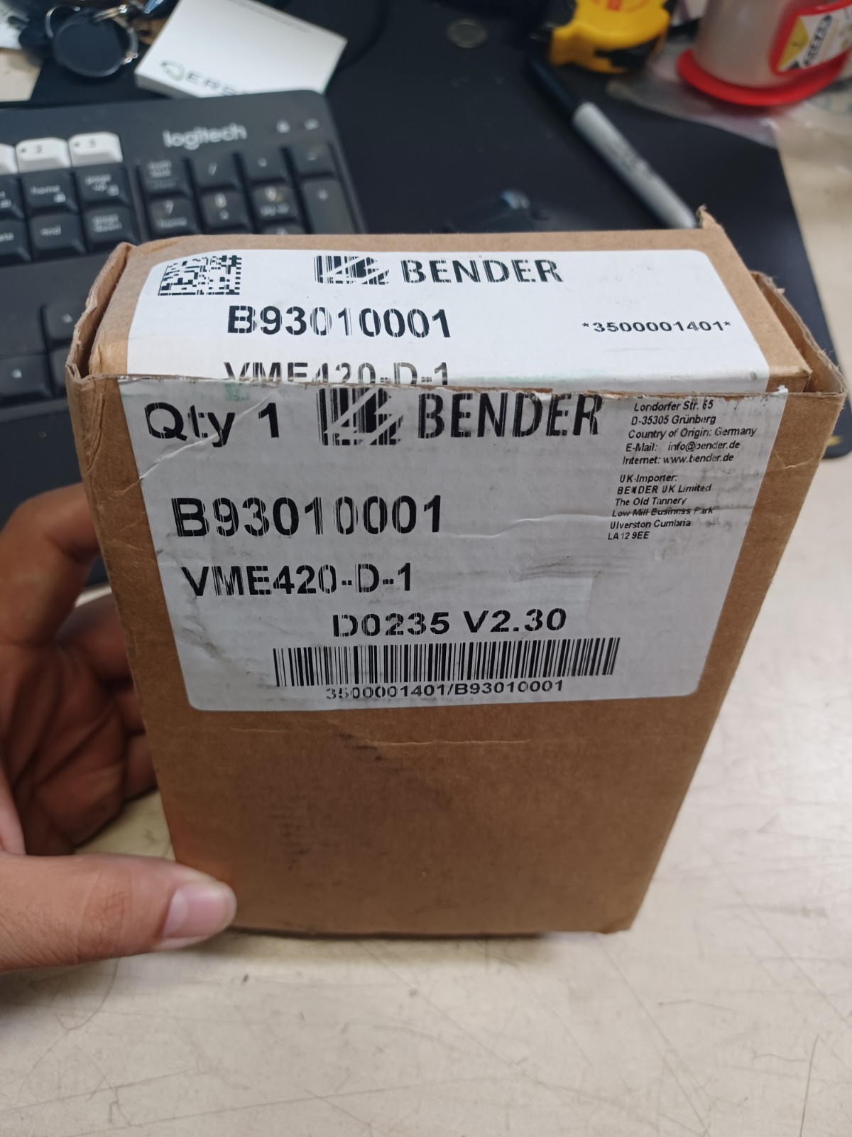 BENDER VME420-D-1 VOLTAGE MONITOR 1PH AC/DC B93010001 BENDER VME420-D-1 VOLTAGE MONITOR 1PH AC/DC B93010001