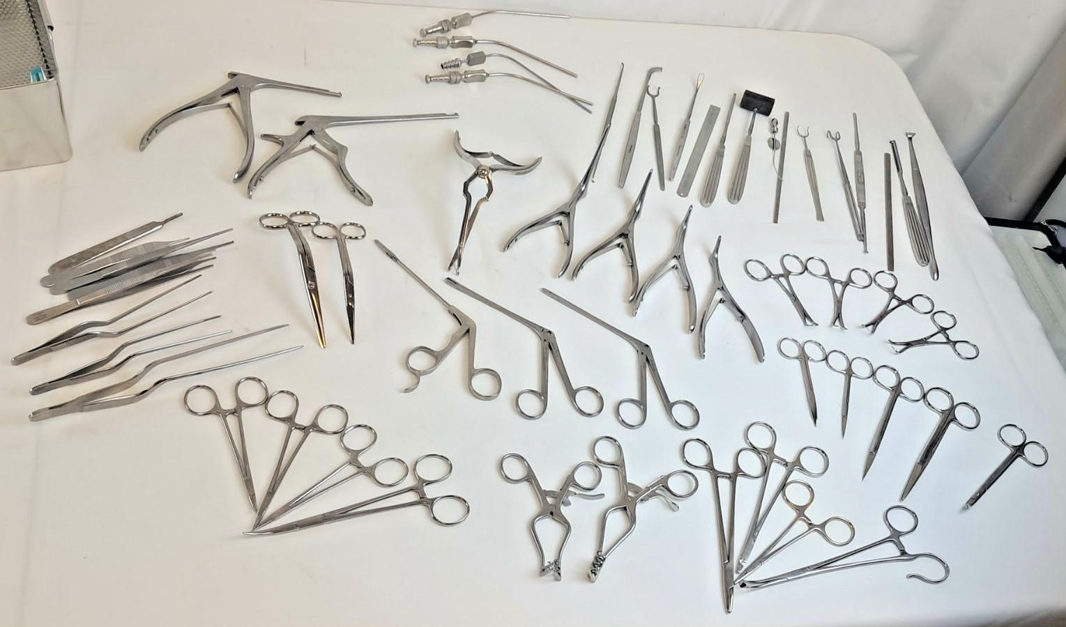 58 Pc. Weck/V. Mueller Nasal Set ENT w/Sterilization Tray Orthopedics 58 Pc. Weck/V. Mueller Nasal Set ENT w/Sterilization Tray Orthopedics