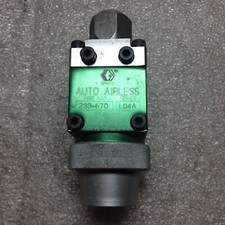 Graco Auto-Airless 233-670 Series L04A Spray Component picture