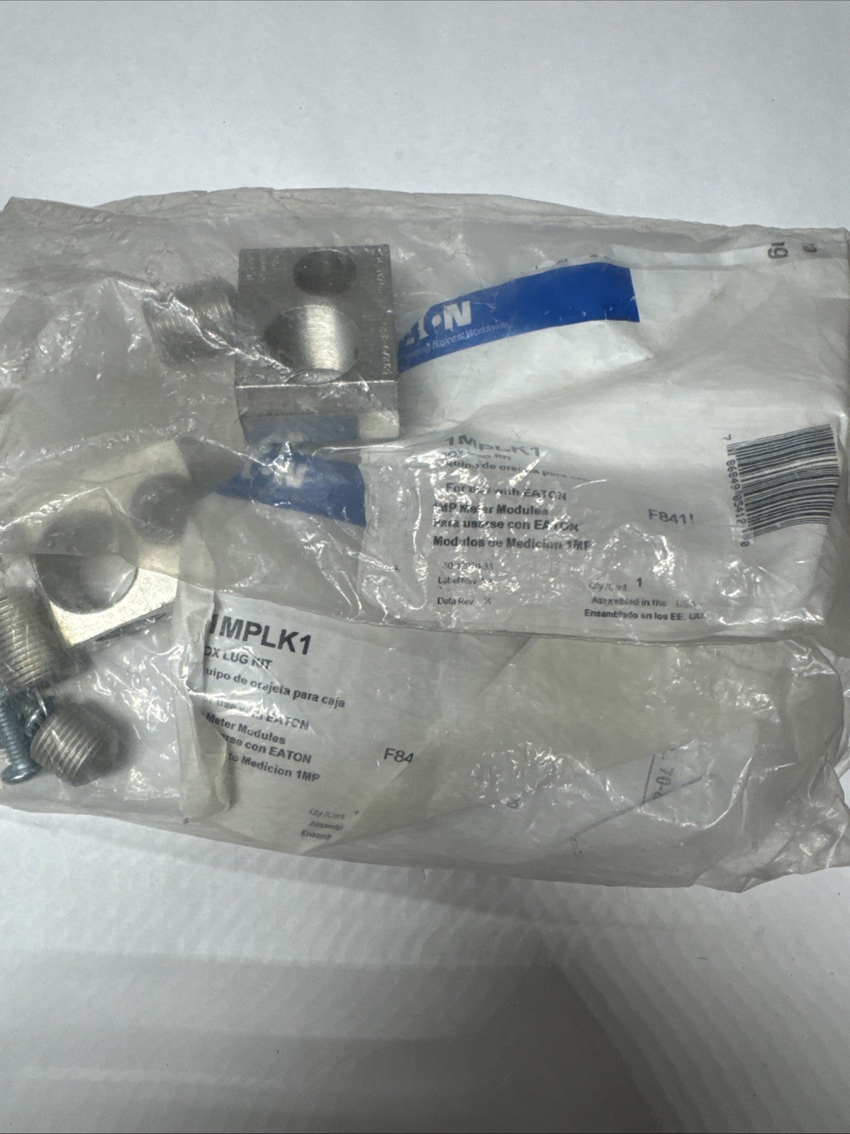 Lot Of 2 Eaton 1MPLK1 Box Lug Kit Lot Of 2 Eaton 1MPLK1 Box Lug Kit