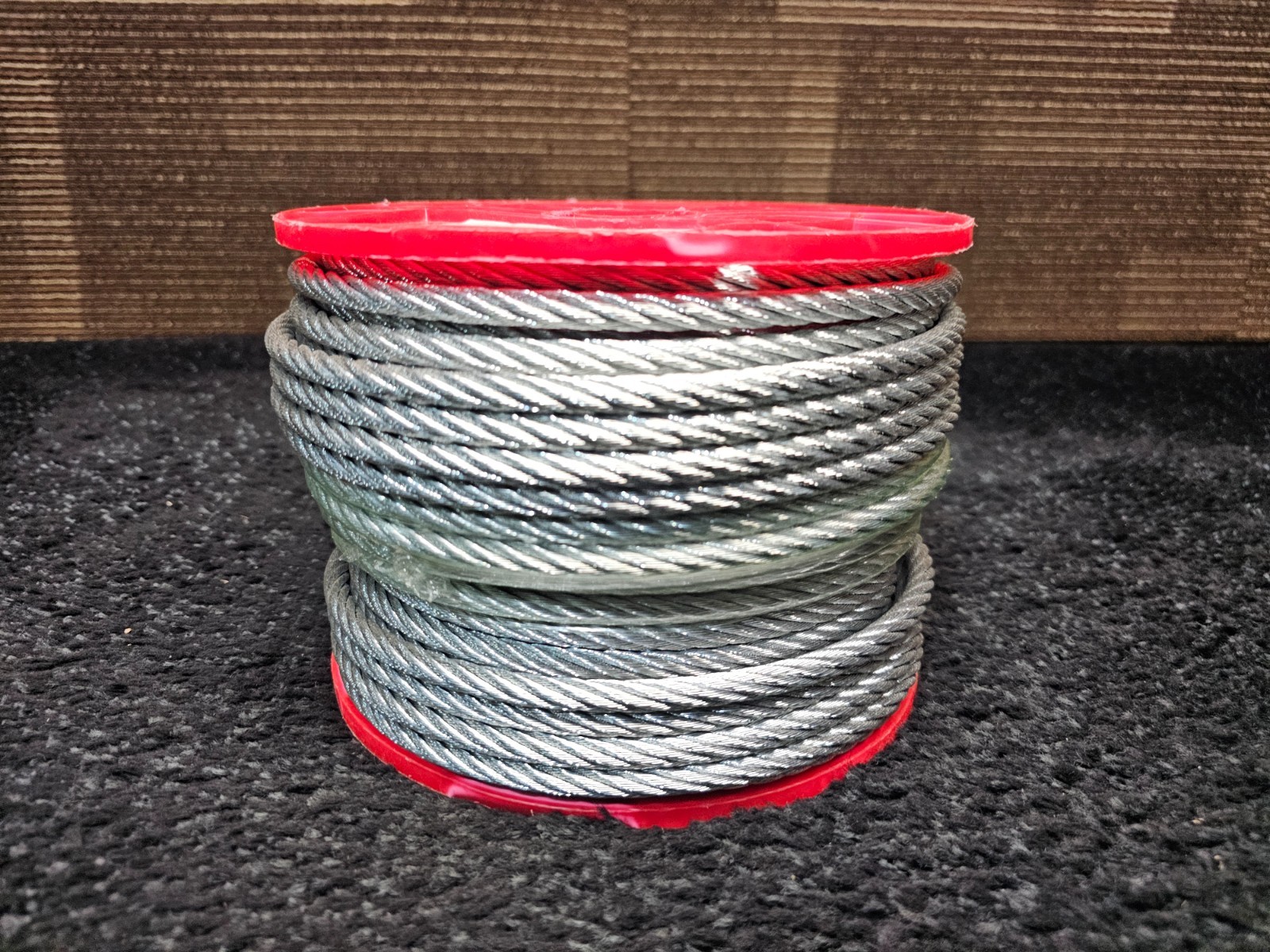 KOCH Galvanized Cable 200' Reel, 5/16, 7x19 1960lbs Working Load Limit 003251 KOCH Galvanized Cable 200' Reel, 5/16, 7x19 1960lbs Working Load Limit 003251