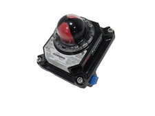 NEW FLOWSERVE NXCLU2M1-18-00200 LIMIT SWITCH ULTRASWITCH NXCLU2M11800200 picture