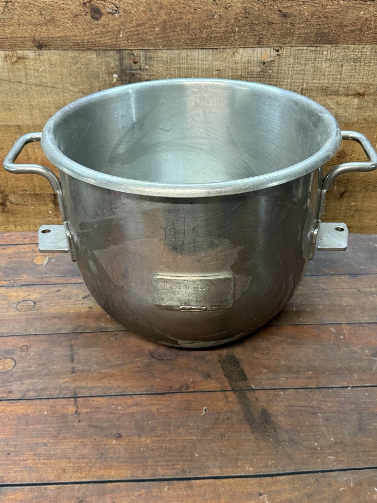 Hobart VMLH-30 30 Qt Stainless Mixing Bowl D300 Classic Used Hobart VMLH-30 30 Qt Stainless Mixing Bowl D300 Classic Used