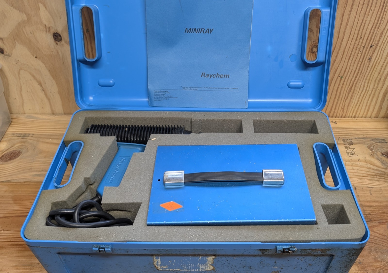 Raychem Miniray IR-1759-MK2 Infrared Heat Gun & ED-7 Control Box Kit Tested Raychem Miniray IR-1759-MK2 Infrared Heat Gun & ED-7 Control Box Kit Tested