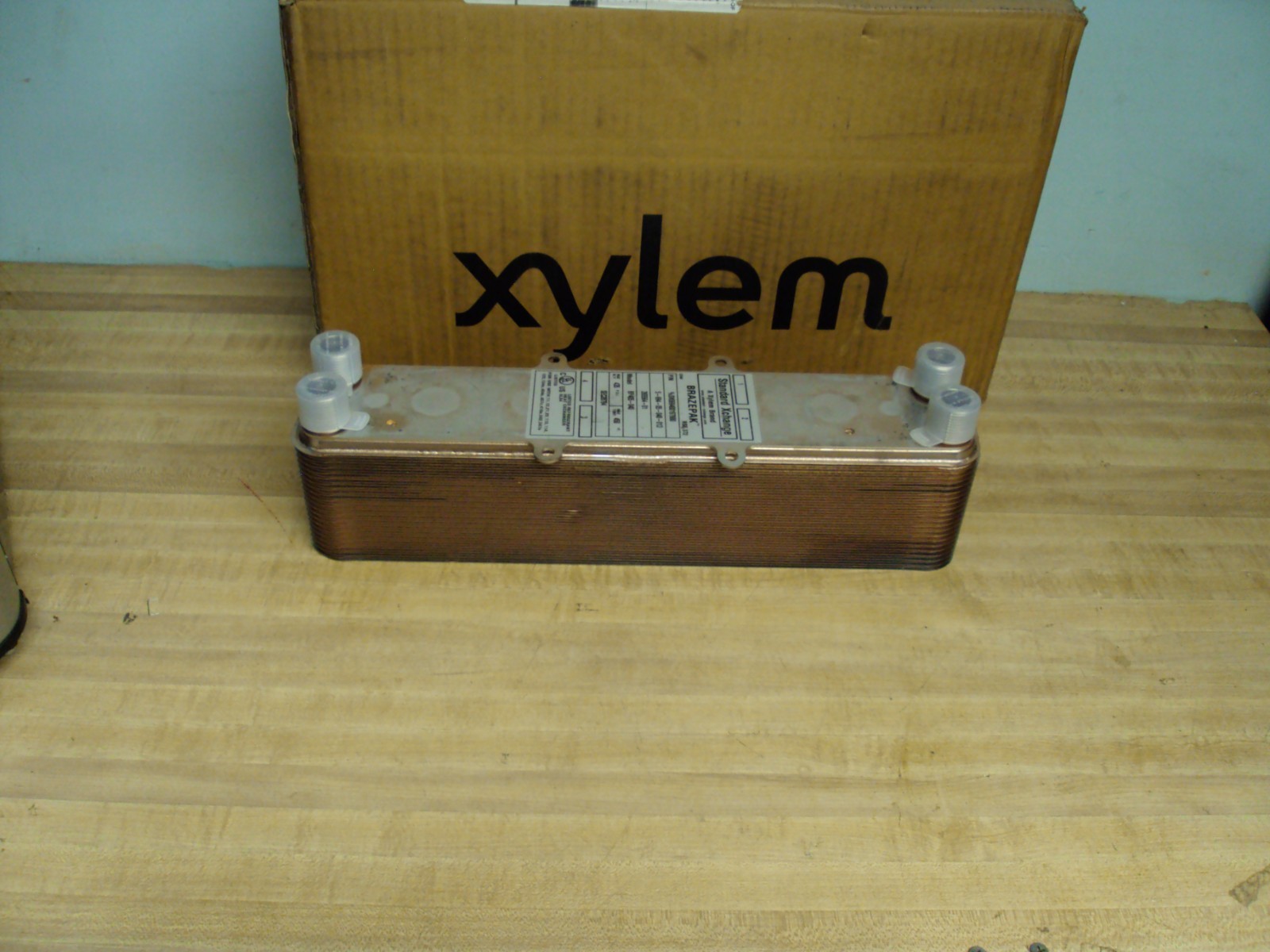 New Xylem Brazepak Model BP405-040 Plate Heat Exchanger P/N SN569400197900 New Xylem Brazepak Model BP405-040 Plate Heat Exchanger P/N SN569400197900