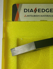 Mitsubishi NP-VNGA160402GA2 MBC020 CBN Inserts VNGA330.5 Hardened Steel NEW picture