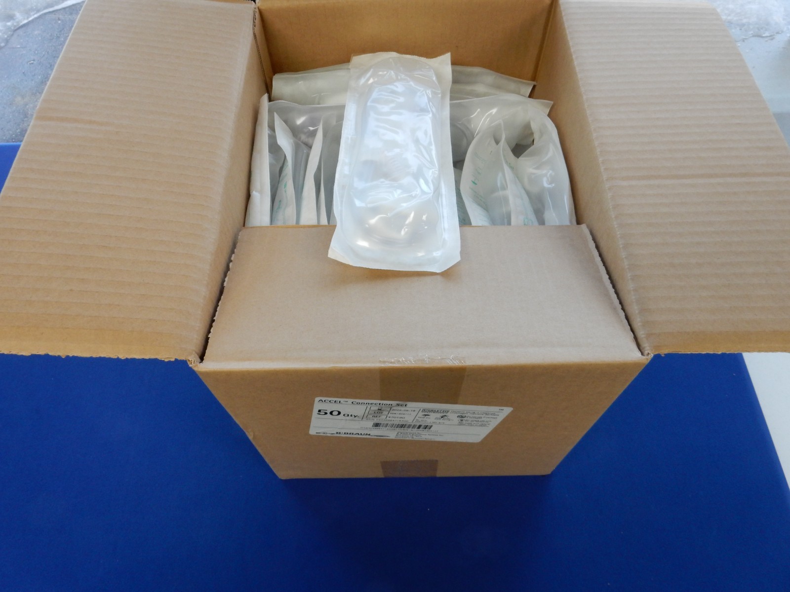 B Braun ACCEL Connection Set REF: 470190 (Box of 50) B Braun ACCEL Connection Set REF: 470190 (Box of 50)