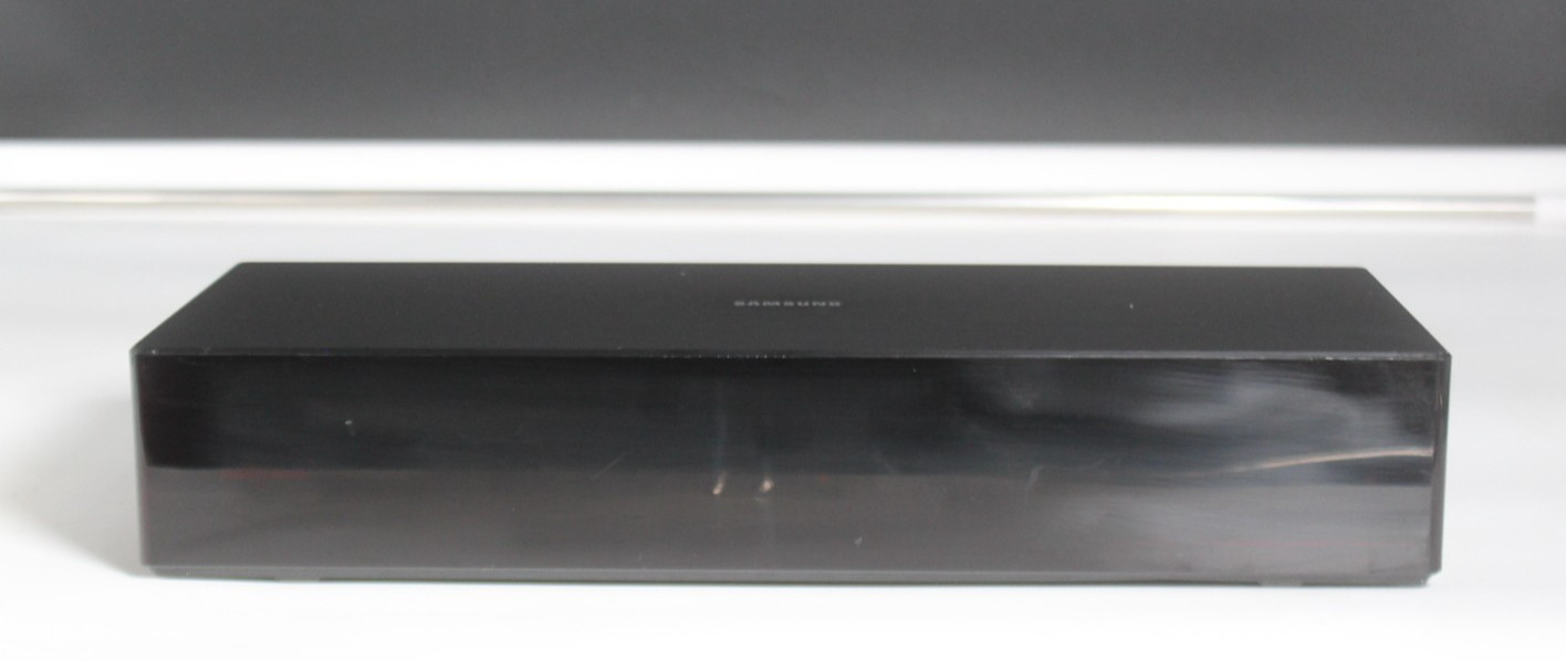 Samsung One Connect SOC1001B Box - Untested Samsung One Connect SOC1001B Box - Untested