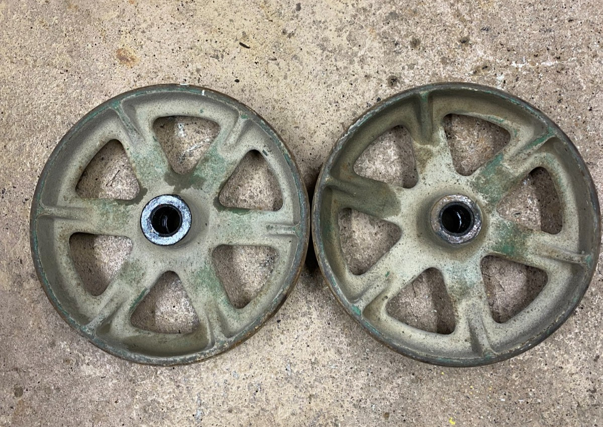 Vintage Cast Iron Hit Miss Engine or Industrial Cart Machine Wheels 10.25\ Vintage Cast Iron Hit Miss Engine or Industrial Cart Machine Wheels 10.25\