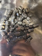 1/16 Swagelok Stainless Steel Lot of 18 New Old Stock picture