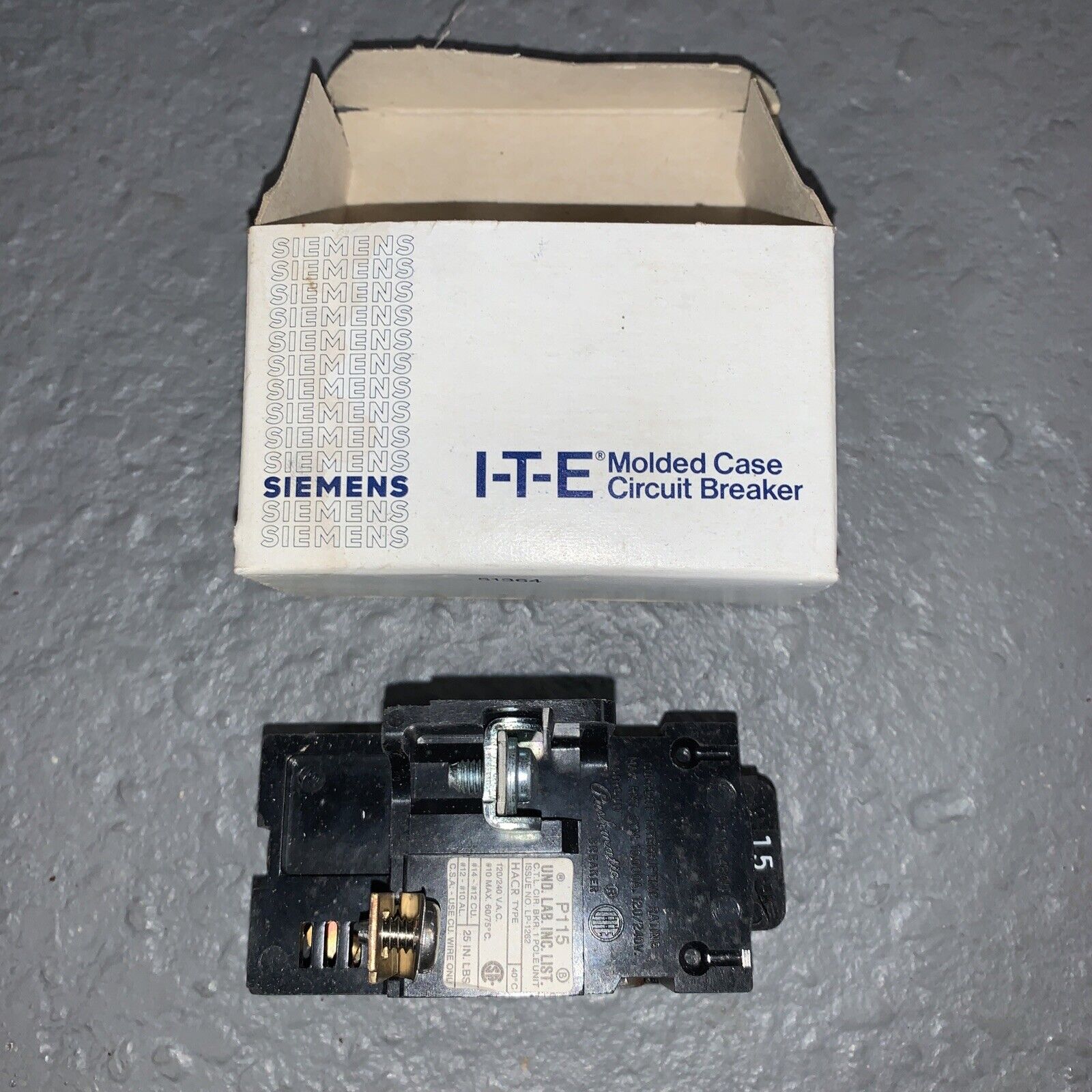 ITE Siemens P115 / 78-3643-11938 15-Amp 120/240V Molded Case Circuit Breaker
