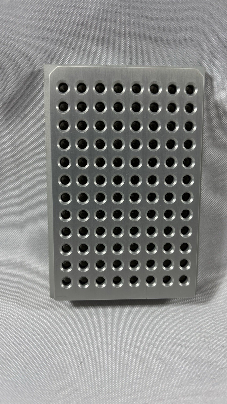 Tecan 61-527 Aluminum 96-Well Microplate Heat Block Insert Adapter Tecan 61-527 Aluminum 96-Well Microplate Heat Block Insert Adapter