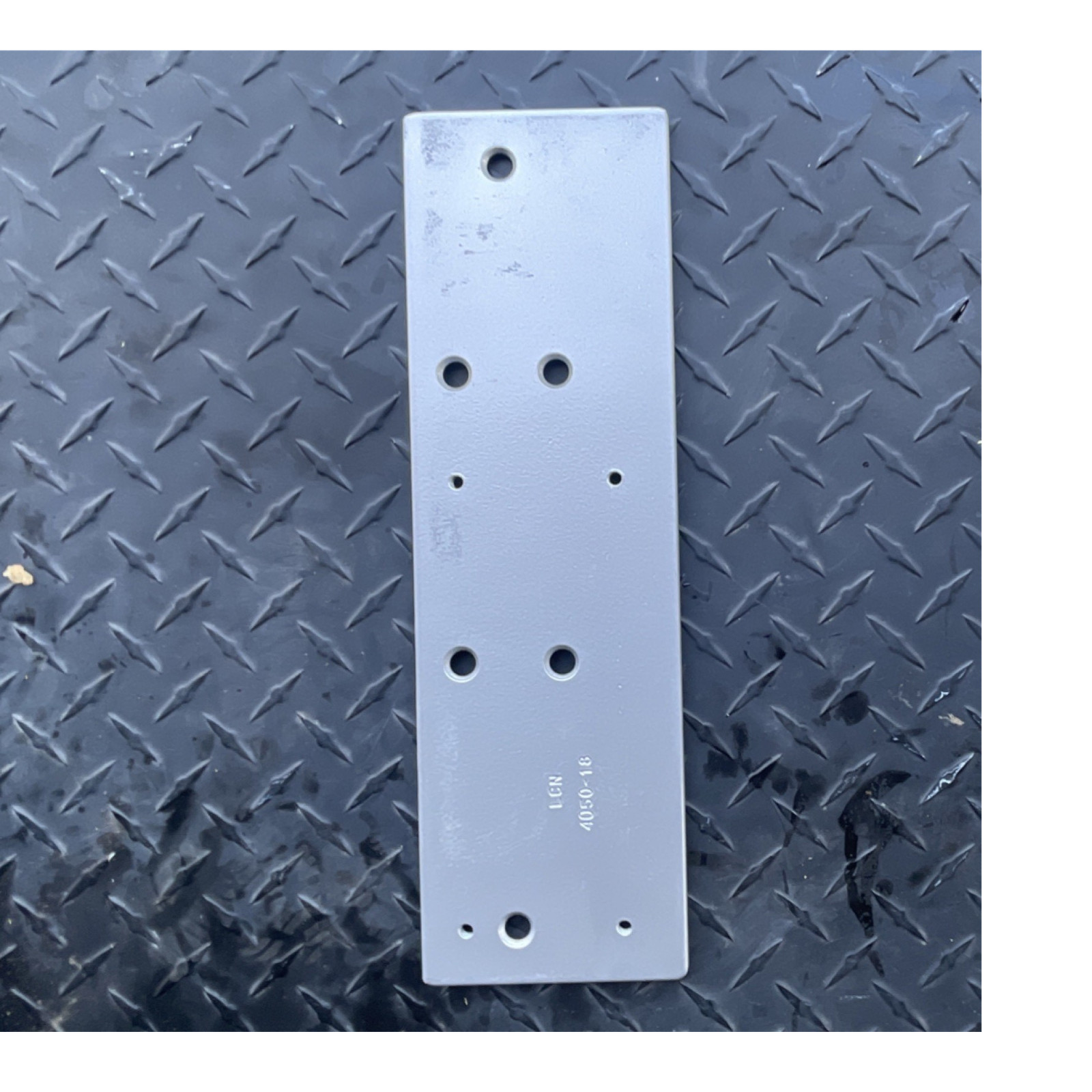 LCN 4050A Commercial closer reinforcement drop plate. LCN 4050A Commercial closer reinforcement drop plate.