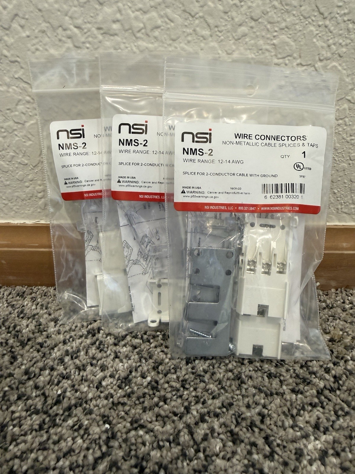 Lot of 3 NSi NMS-2 Easy-Splice Non-Metallic Cable Splice Kits (12-14 AWG) Lot of 3 NSi NMS-2 Easy-Splice Non-Metallic Cable Splice Kits (12-14 AWG)