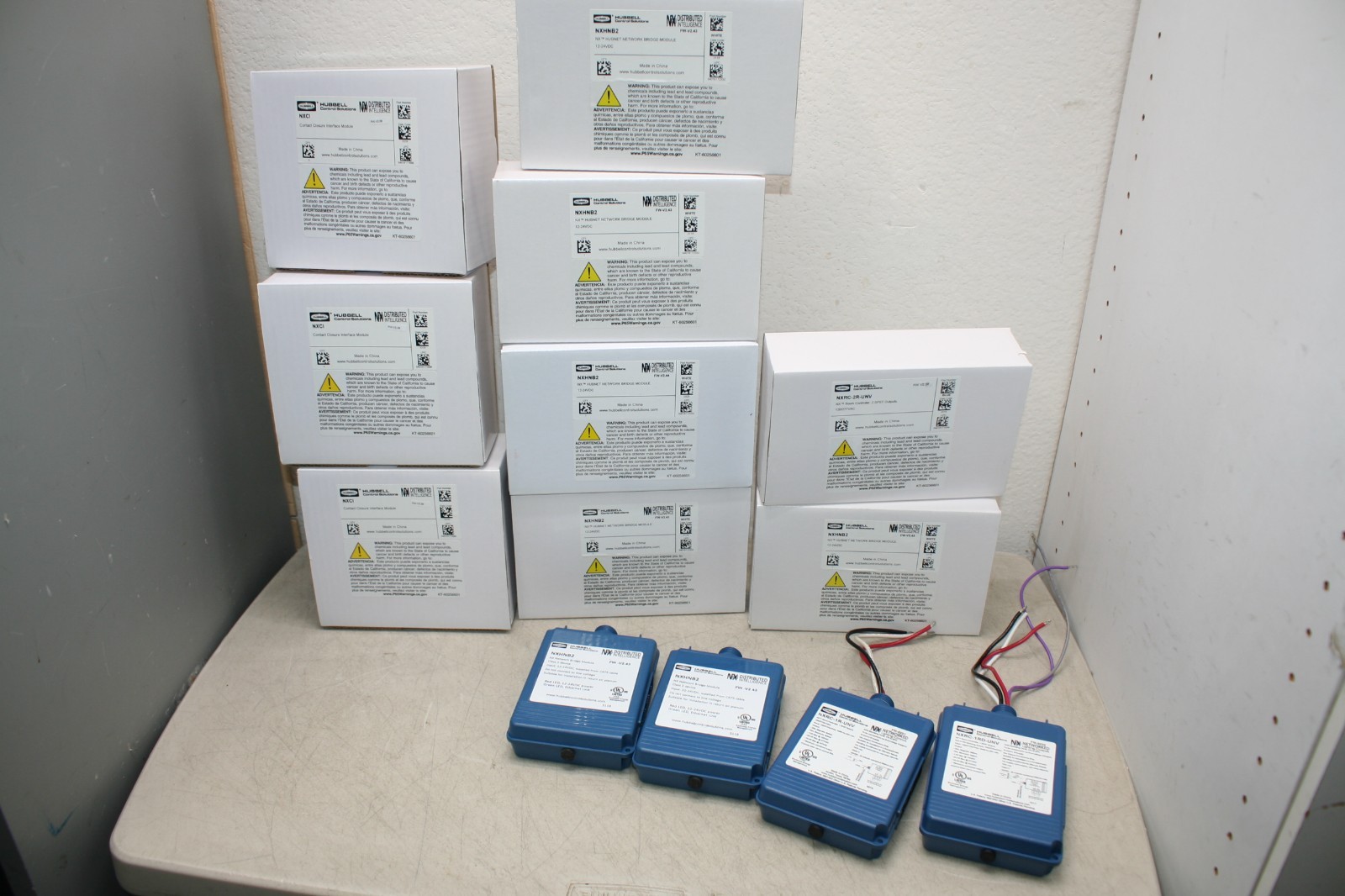 lot of 13 Hubbell (7) NXHNB2, (3) NXC1,  (1) NXRC-2R-UNV, (2) NXRC-1RD-UNV
