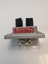 CROUSE-HINDS DSD921 EXPLOSION PROOF OPERATED COVER PUSHBUTTON STATION picture