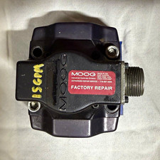MOOG 760C464A Solenoid Valve/Manifold Component Module for Oil Media picture