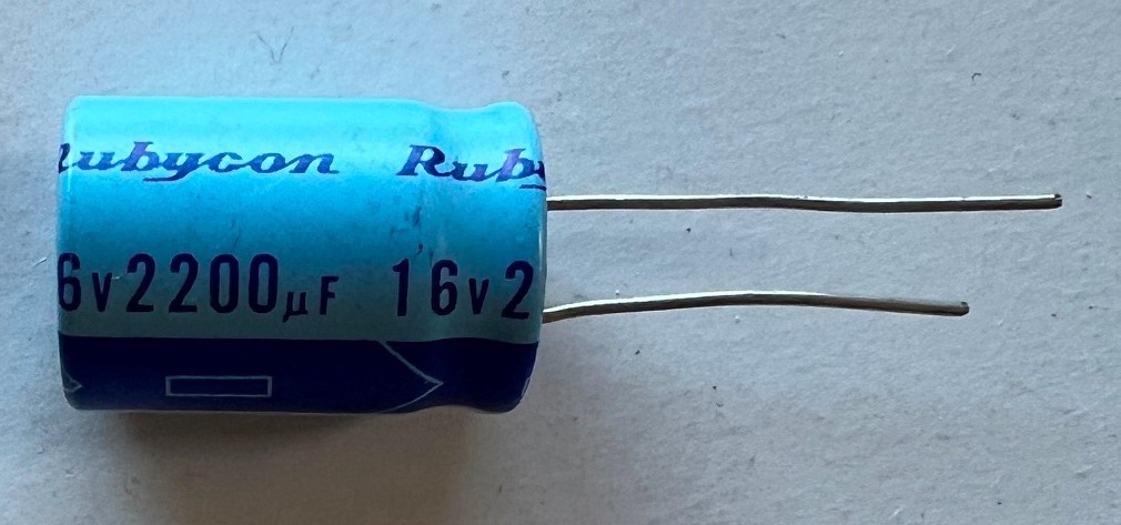 50x 50pcs Rubycon 2200uf 16V Radial Lead Electrolytic Capacitors 16x24mm Japan