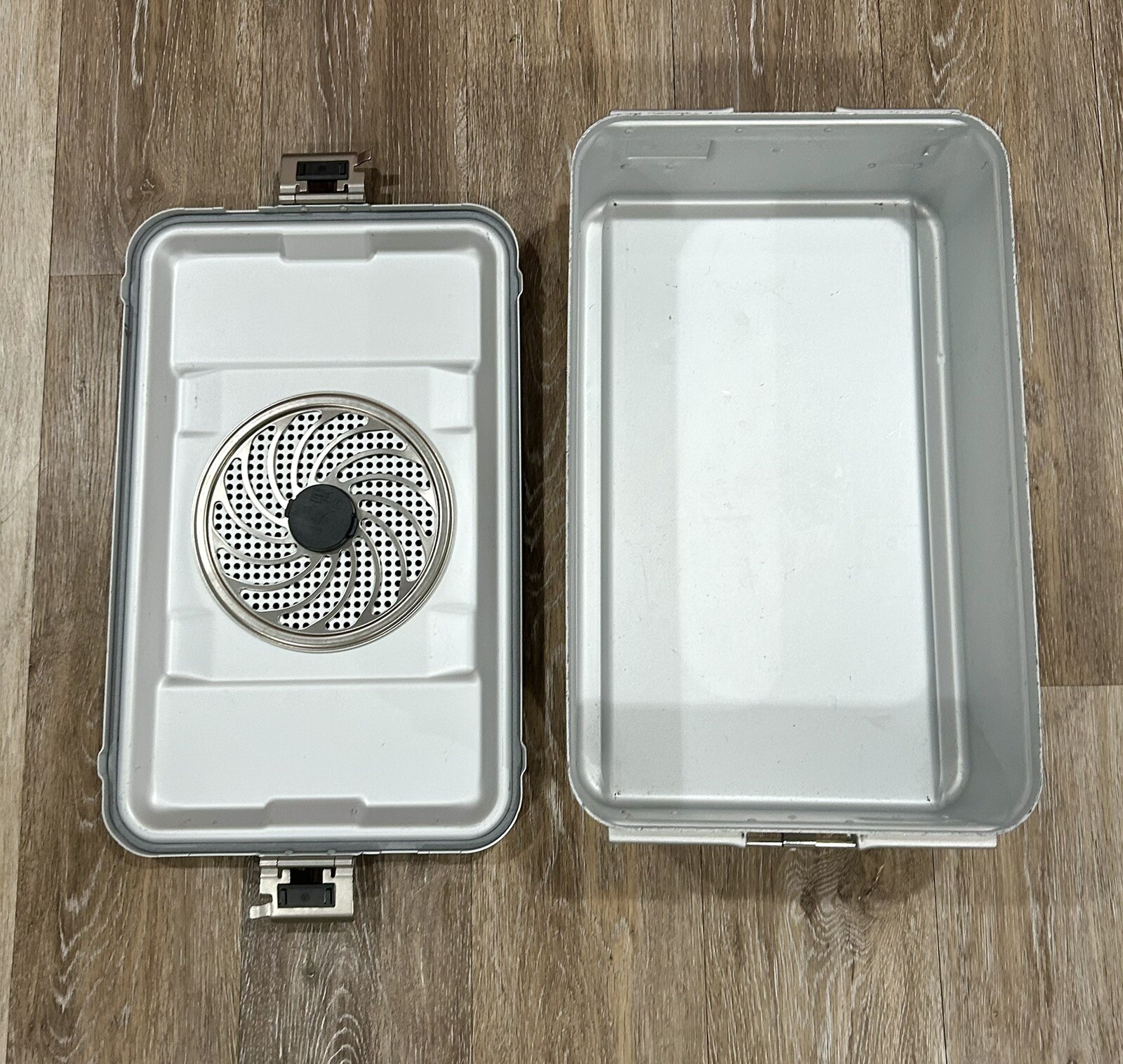 Aesculap JK742 Size 5.25” X 10.75” X 18.5” Sterilization Case JK789 Lid Aesculap JK742 Size 5.25” X 10.75” X 18.5” Sterilization Case JK789 Lid