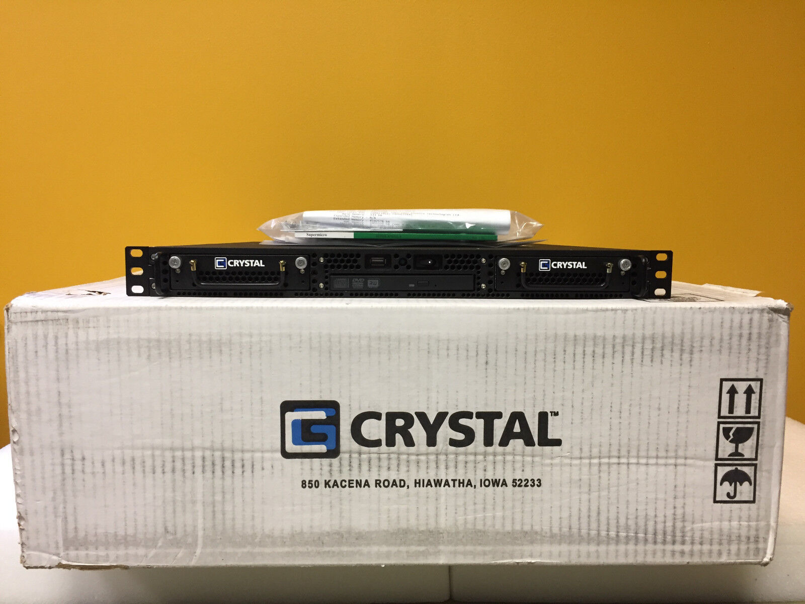 Crystal RS112 Intel Xeon E5440 2.83 GHz, 4 GB RAM, Rugged Server. New + Accy's
