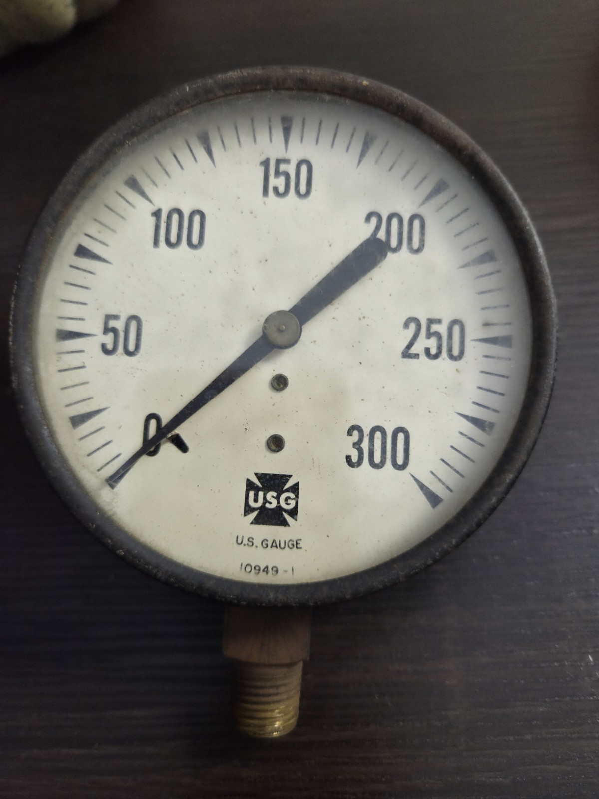 Vintage USG Pressure Gauge Vintage USG Pressure Gauge