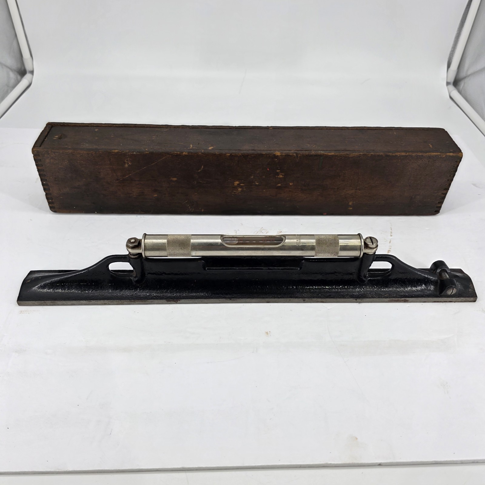 Very Early LS Starrett No. 98 Precision Machinists Level 18