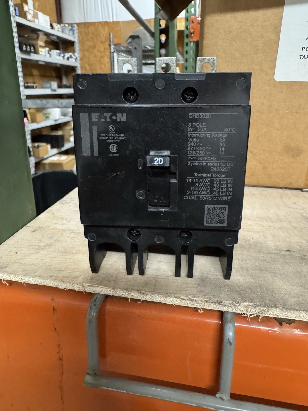 Eaton GHB3020 Circuit Breaker, 20A, 3P, 277/480 VAC, 125/250 VDC, GHB, 14 kAIC Eaton GHB3020 Circuit Breaker, 20A, 3P, 277/480 VAC, 125/250 VDC, GHB, 14 kAIC