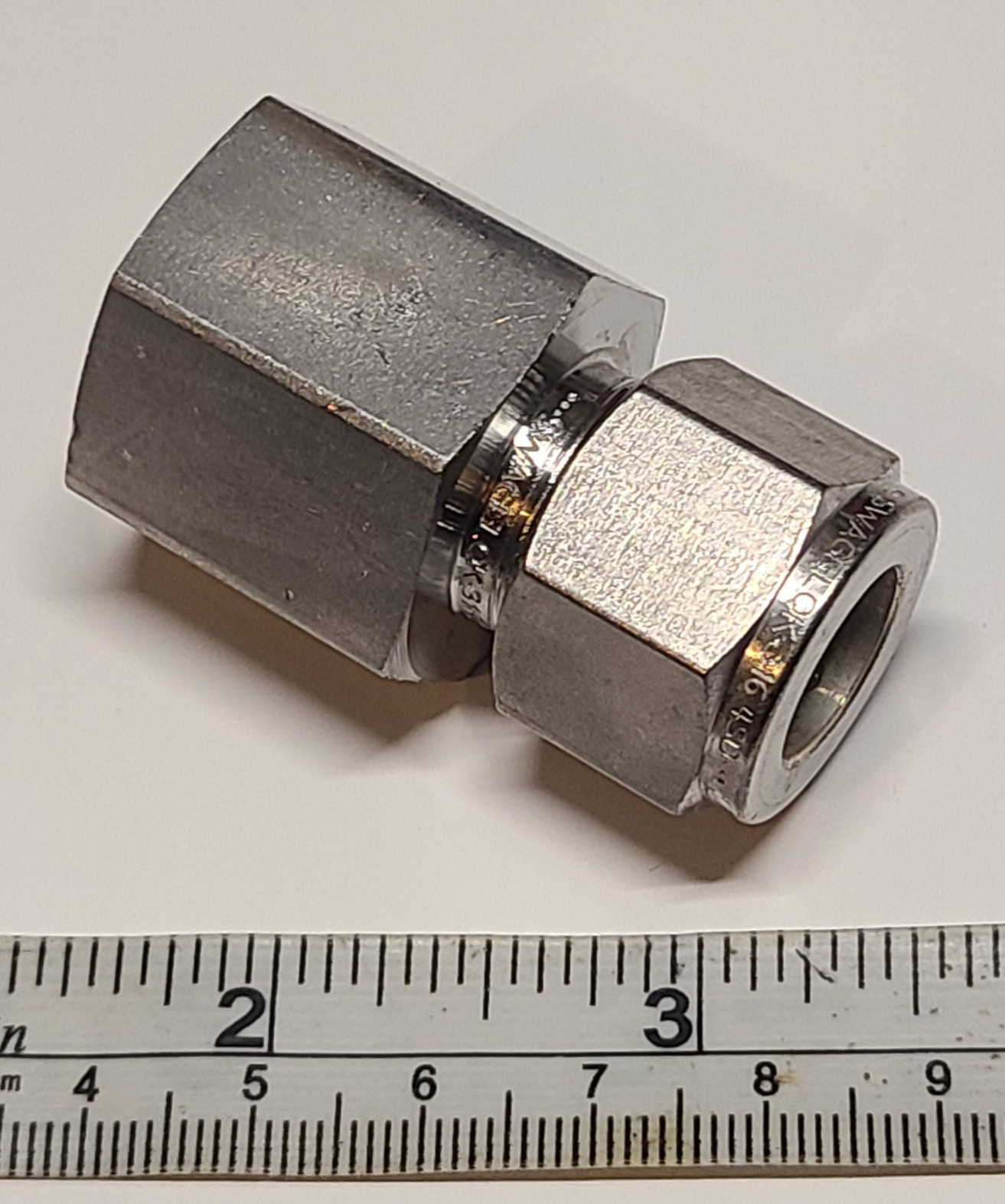 1- Swagelok Stainless Steel Connector, 1/2 1- Swagelok Stainless Steel Connector, 1/2