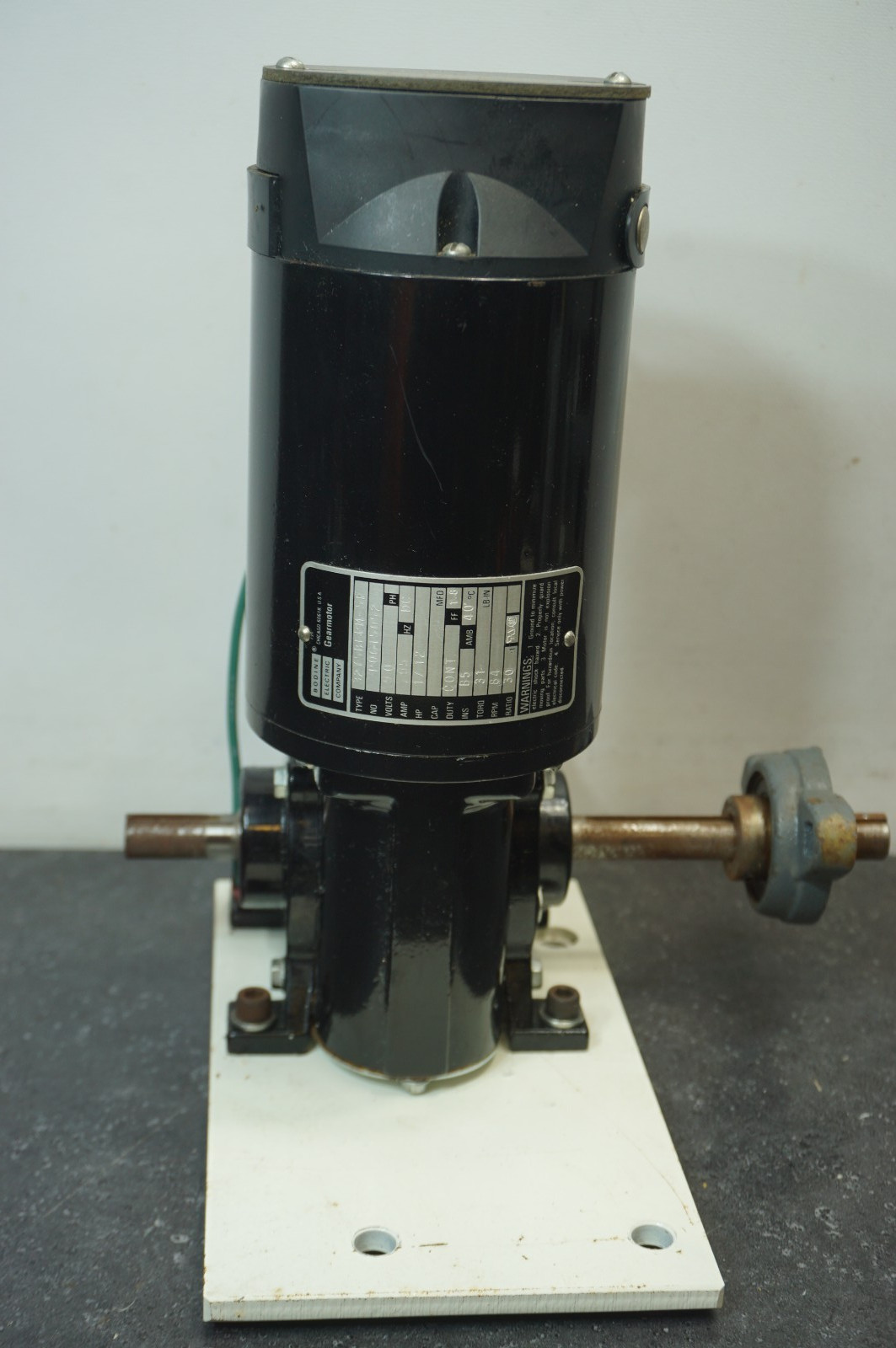 BODINE Electric 32Y5BEPM-5F GEAR MOTOR 90 VDC 1/12 HP BODINE Electric 32Y5BEPM-5F GEAR MOTOR 90 VDC 1/12 HP