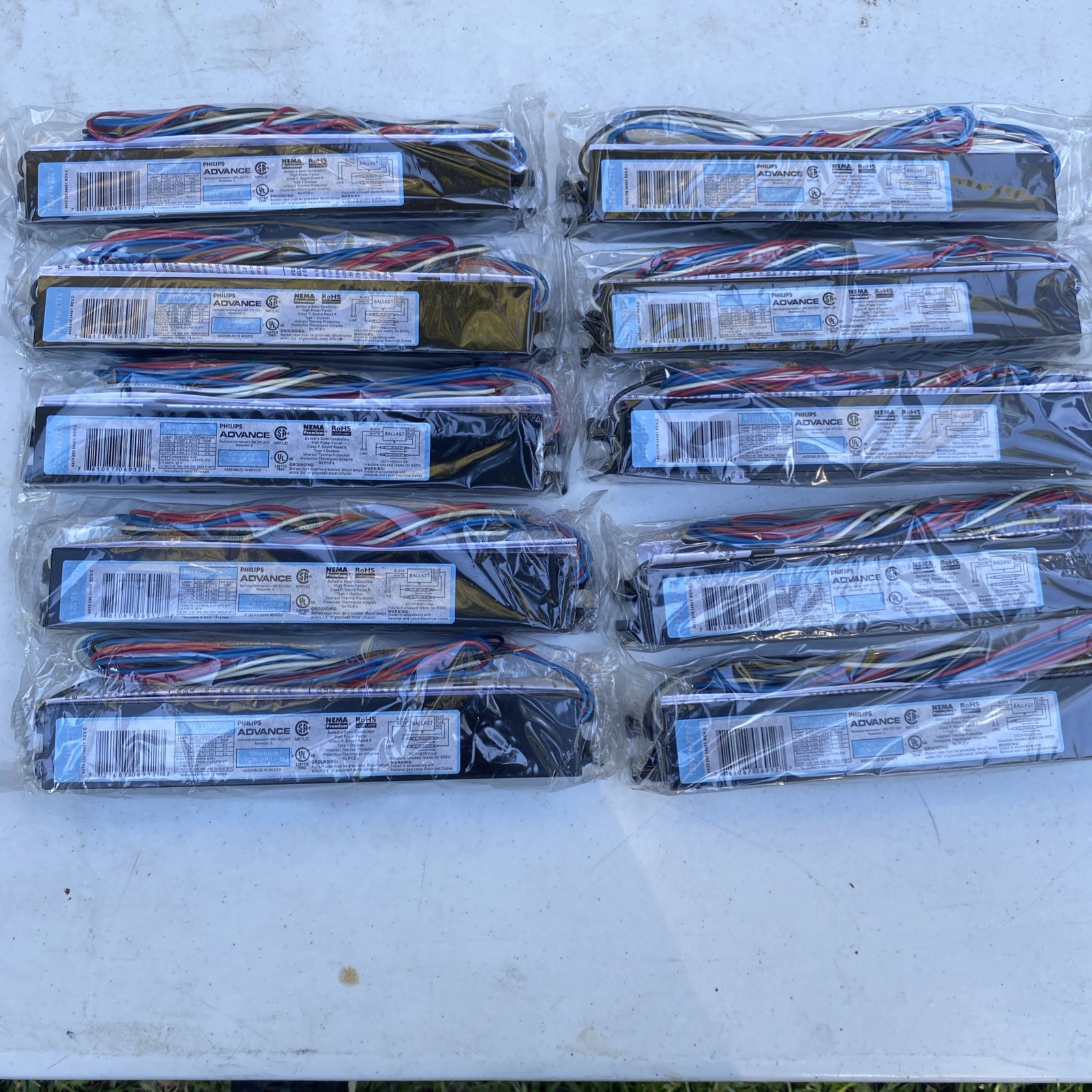Lot Of 10 Philips Advanced ICN-2P32-N Centium Electronic Ballast 120V-277V NEW Lot Of 10 Philips Advanced ICN-2P32-N Centium Electronic Ballast 120V-277V NEW