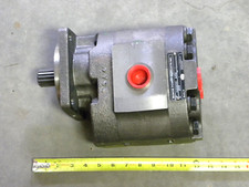 BRAND NEW Muncie Power Products P1595530 4/20 AF25 Hydraulic Motor picture