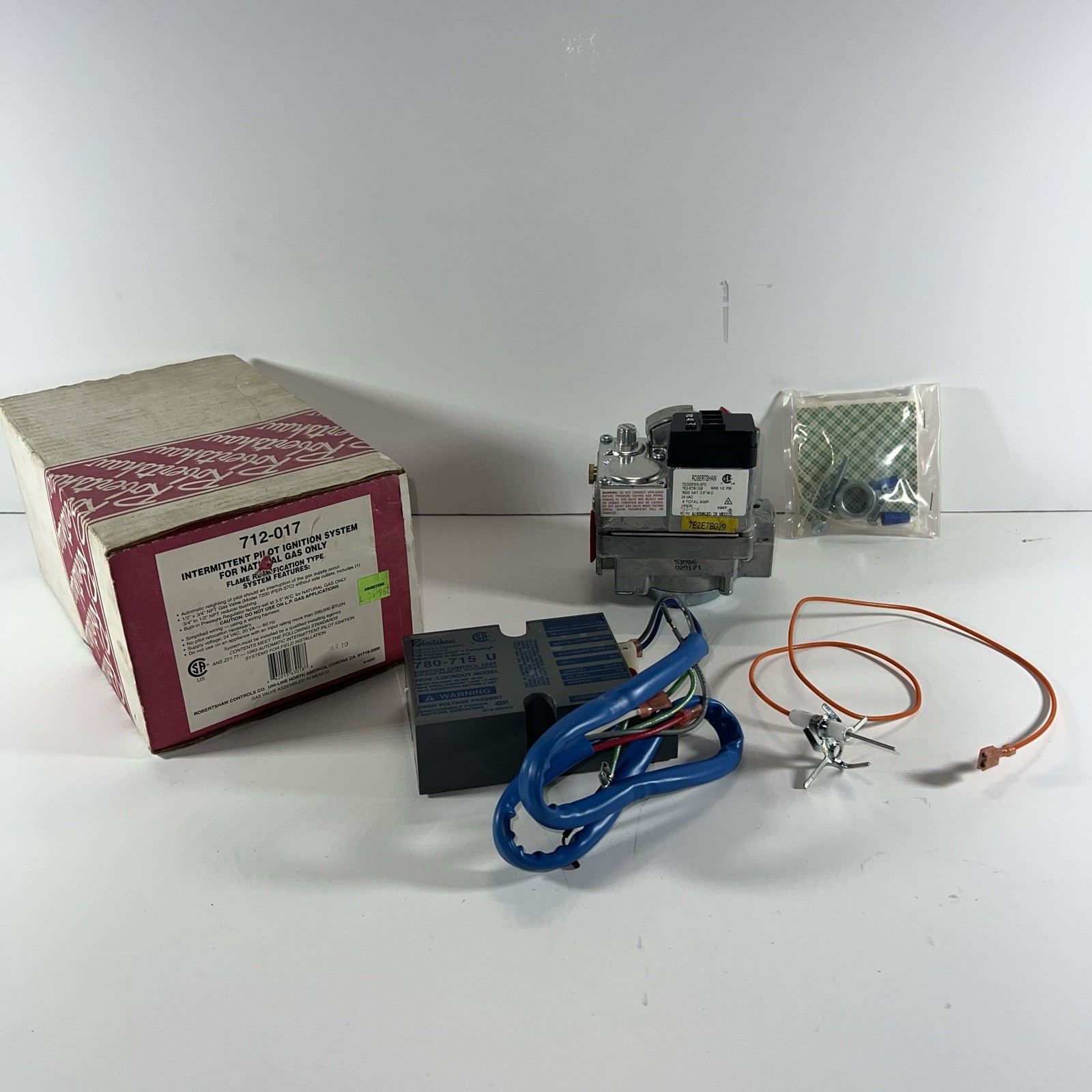 Robertshaw 712-017 Intermittent Pilot ignition System for Natural Gas Brand NEW Robertshaw 712-017 Intermittent Pilot ignition System for Natural Gas Brand NEW