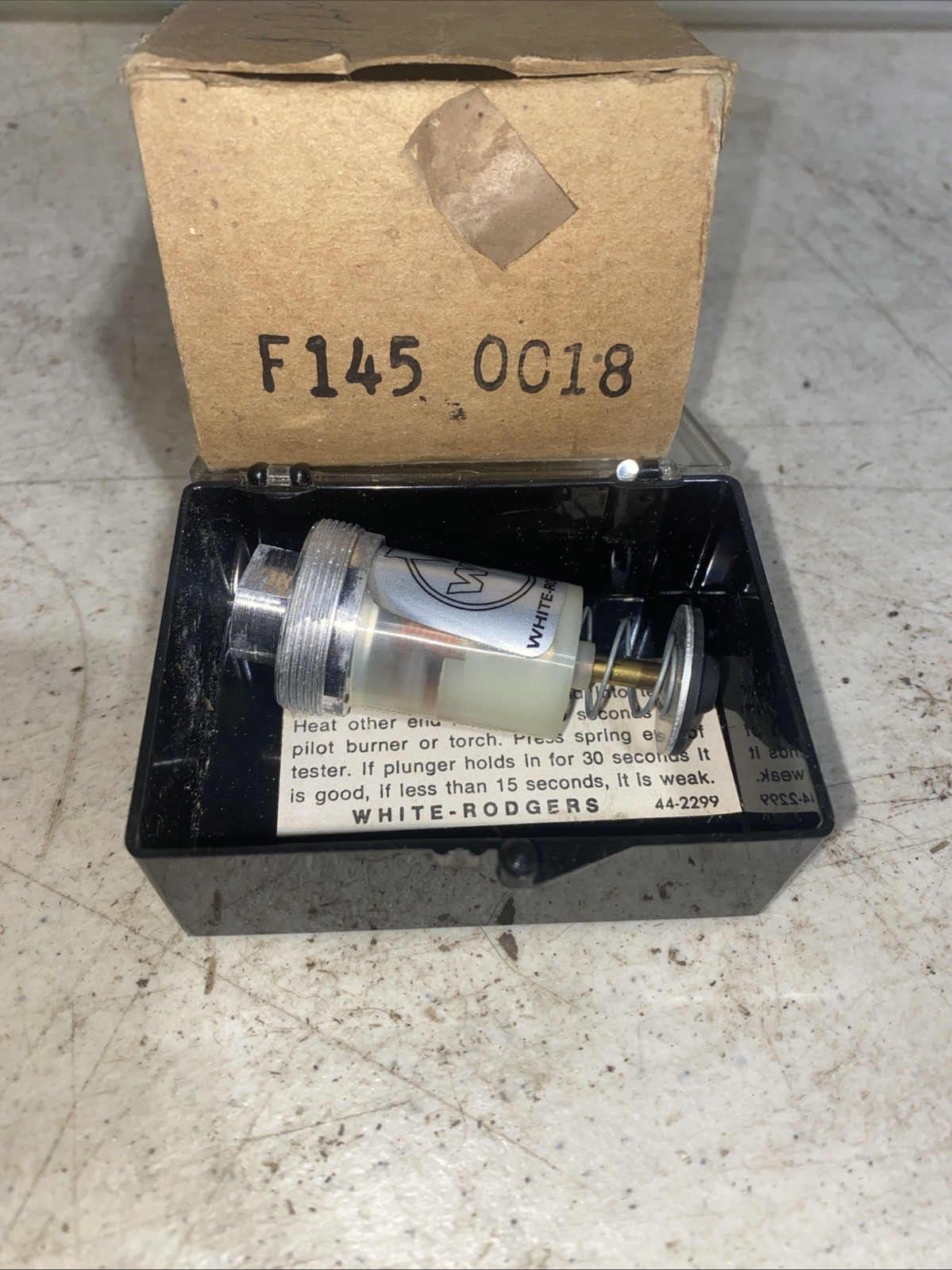 White Rodgers F145-0018 Thermocouple Tester (Replaced by Honeywell 394530) White Rodgers F145-0018 Thermocouple Tester (Replaced by Honeywell 394530)