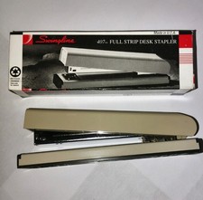 Swingline Model 407 Full Strip Desk Stapler picture