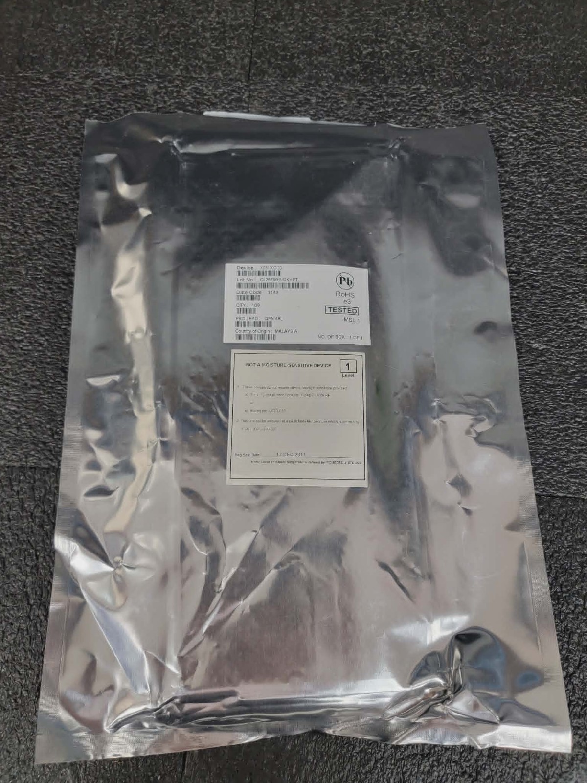 Xceive Corporation XC5100CCQ XCEIVE QFN-48pin Lot 160pcs RF Tuner IC Chip Xceive Corporation XC5100CCQ XCEIVE QFN-48pin Lot 160pcs RF Tuner IC Chip