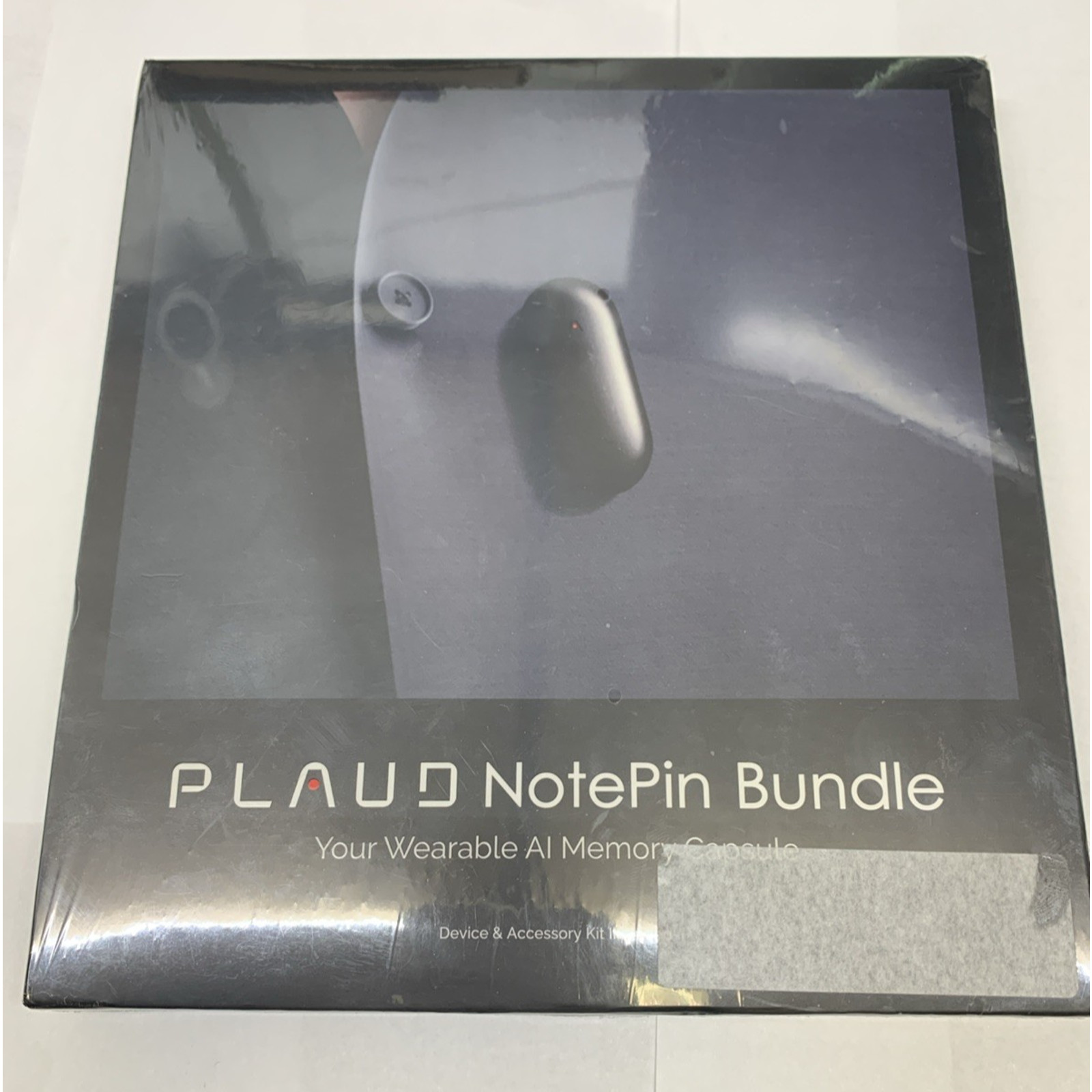 PLAUD NotePin AI Voice Recorder 64GB Bundle (PN0200) Cosmic Gray PLAUD NotePin AI Voice Recorder 64GB Bundle (PN0200) Cosmic Gray