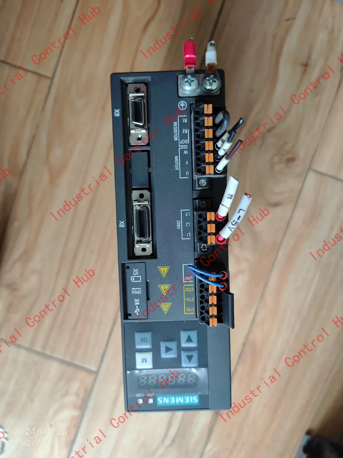 Siemens 6SL3210-5FB10-2UF0 SINAMICS V90 PN Servo Drive 0.2kW 200-240V Servo Cont