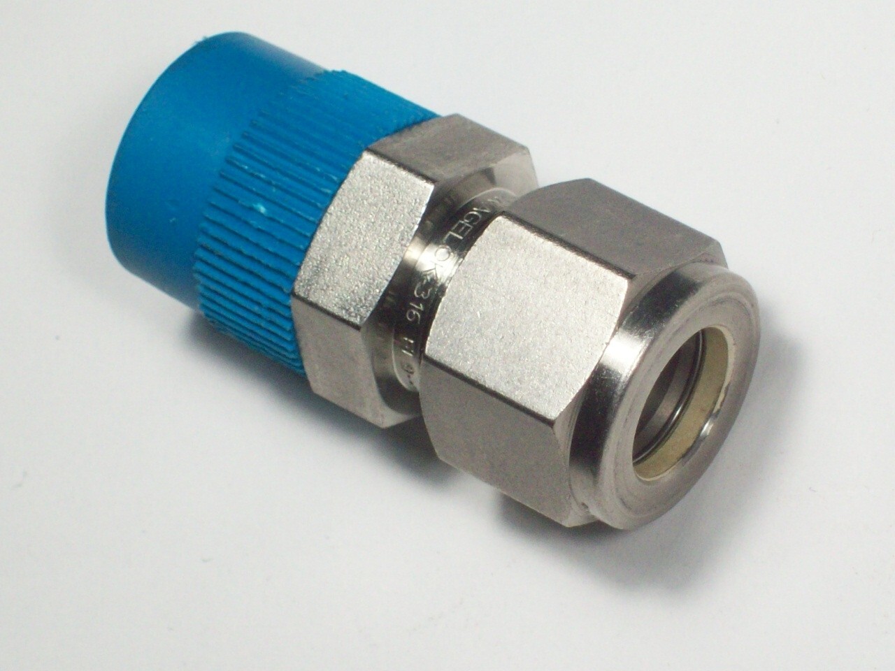 1- Swagelok Stainless Steel Connector, 1/2 1- Swagelok Stainless Steel Connector, 1/2