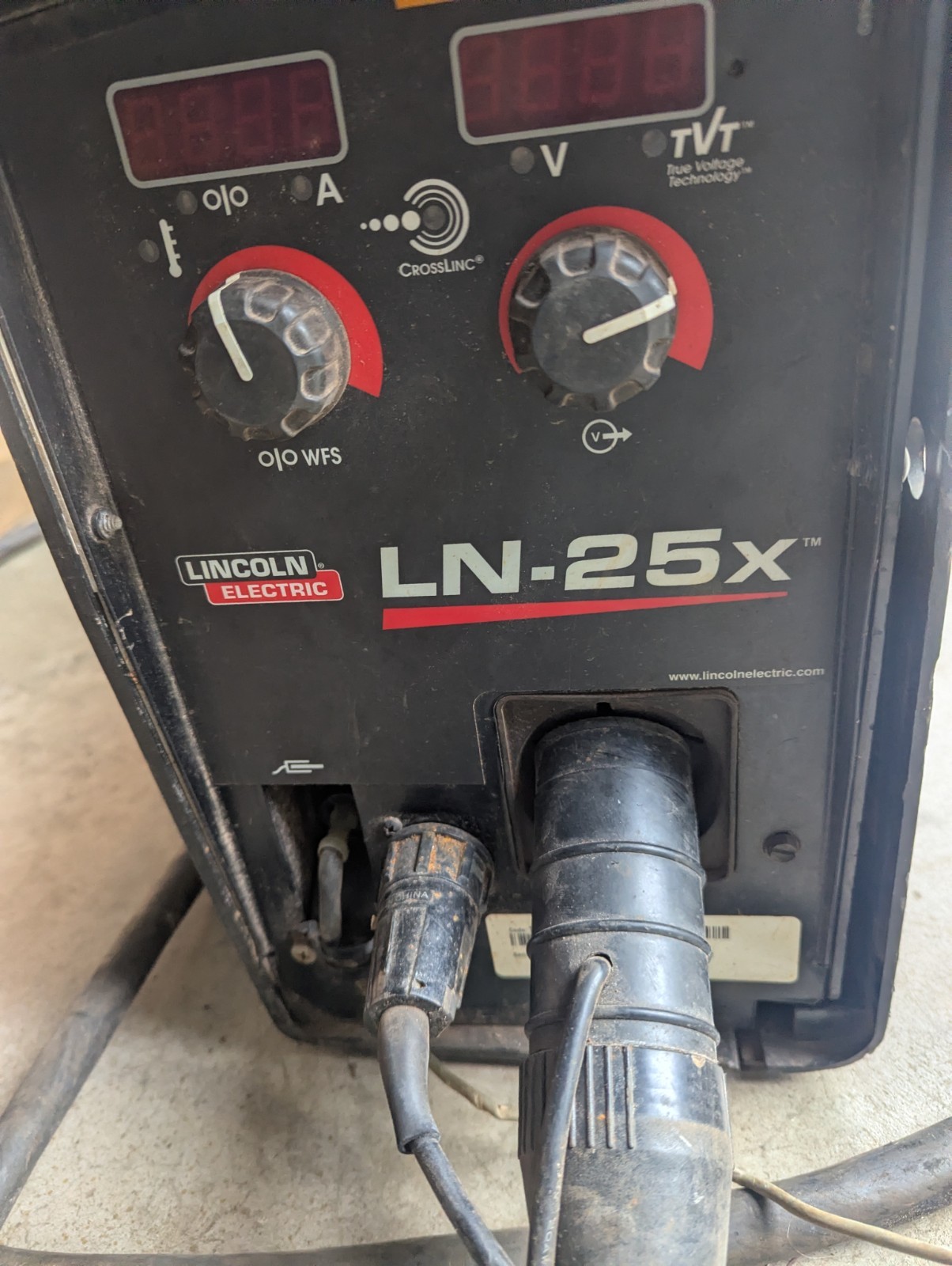 Used Lincoln Electric LN-25X Wire Feeder Used Lincoln Electric LN-25X Wire Feeder