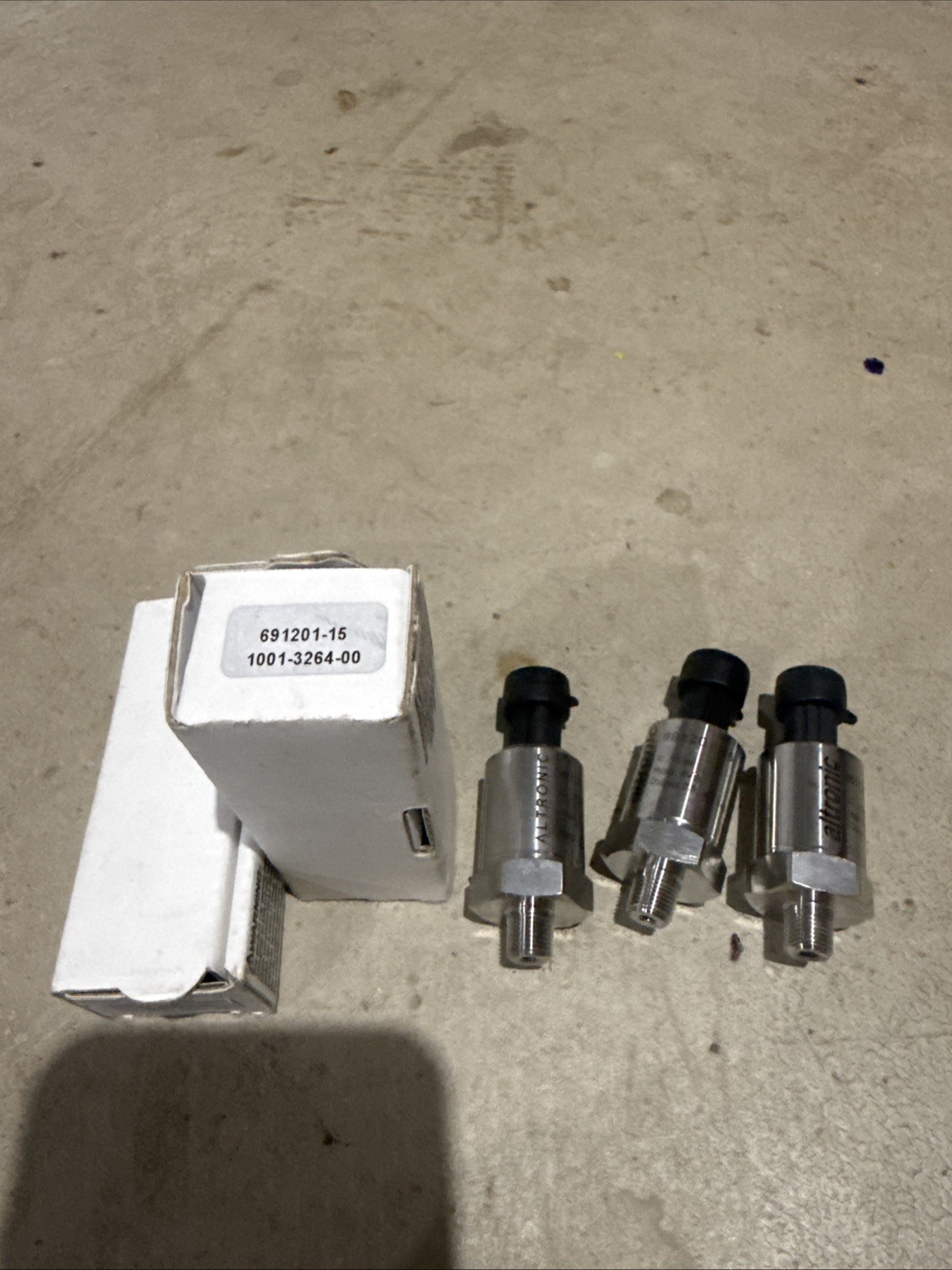 Altronic 691201-15 Pressure Transducer Altronic 691201-15 Pressure Transducer