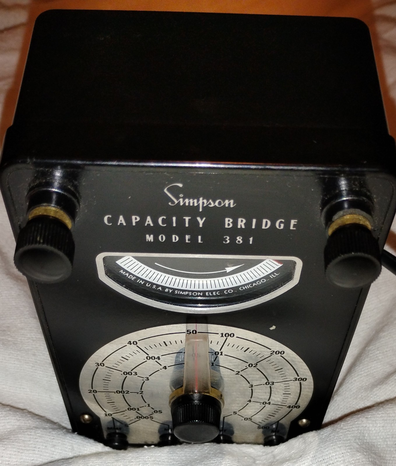 Vintage Simpson Capacitor Tester Model 381. Mint-Refurbished Vintage Simpson Capacitor Tester Model 381. Mint-Refurbished