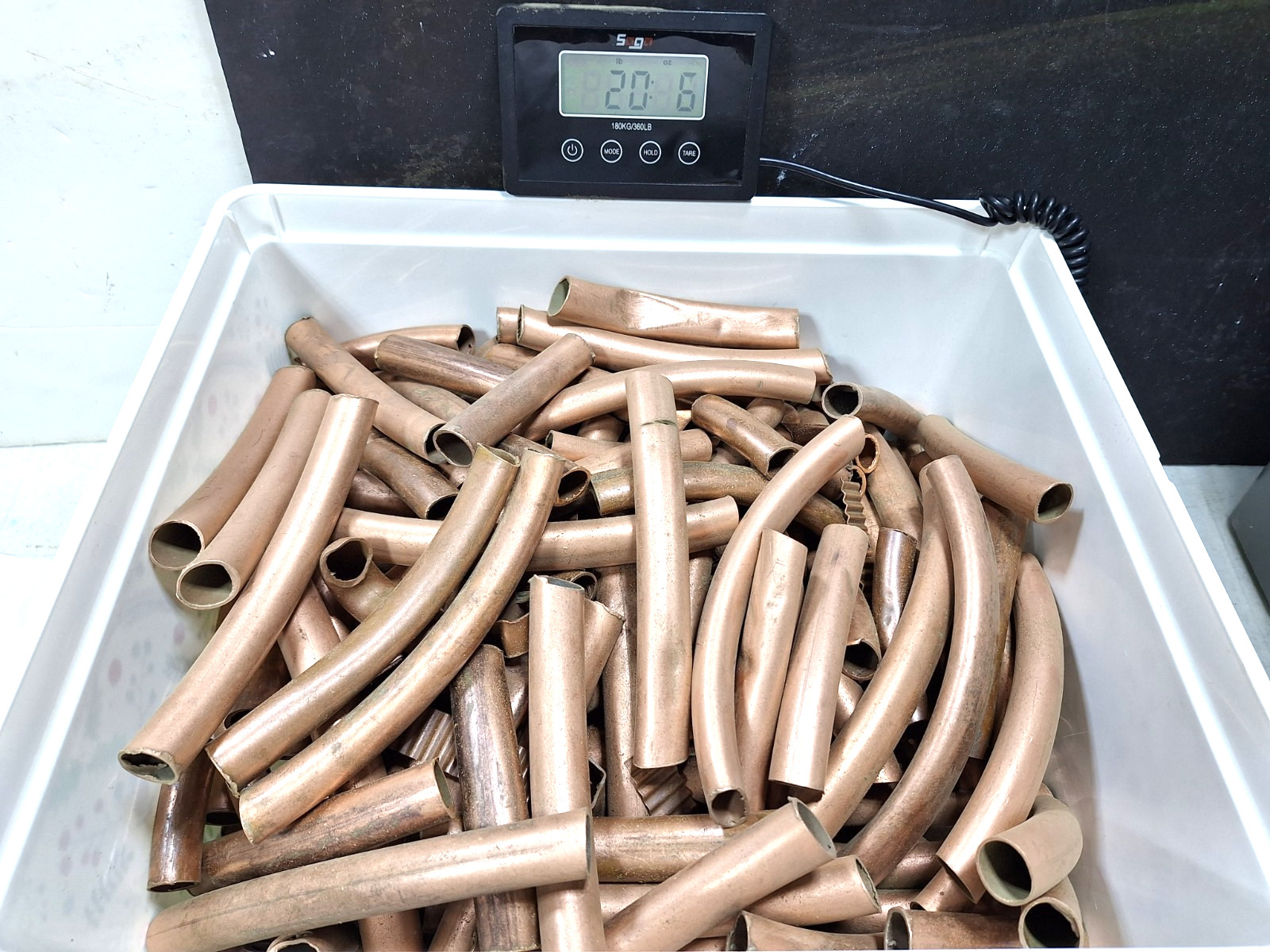 20 lbs Copper Scrap, Smelting, Art Craft, Casting, Tubing ,Elbow\'s Bright Shiny 20 lbs Copper Scrap, Smelting, Art Craft, Casting, Tubing ,Elbow\'s Bright Shiny