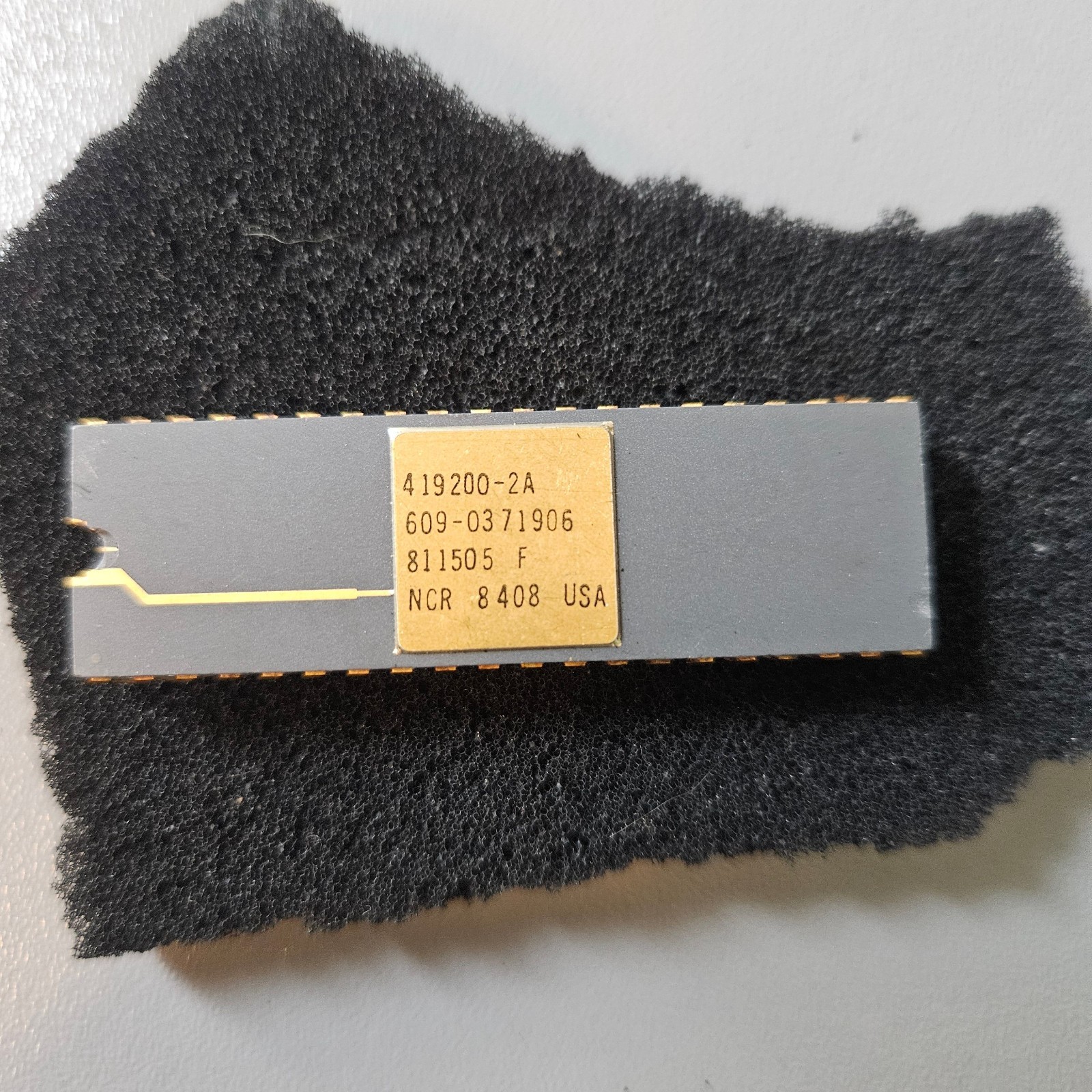 1 pcs: NCR PIA Gold Vintage NOS ceramic  40 DIP 419200-2A  609-0371906 F